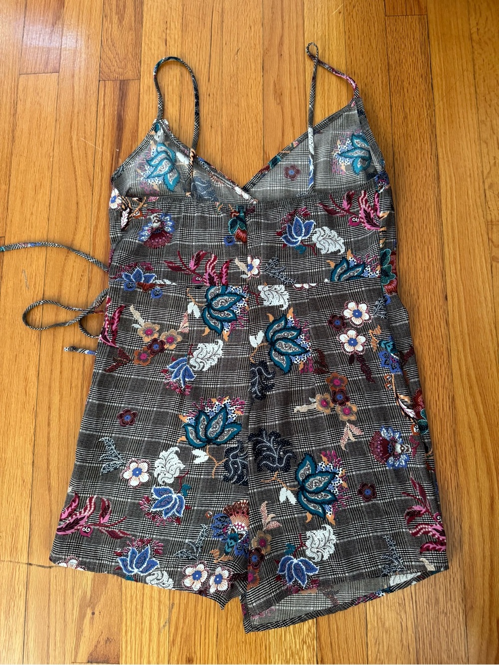 Blue Blush Plaid & Floral Embroidered Faux Wrap Romper Size S Cottagecore Boho - Picture 4 of 8